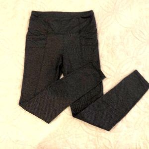 Athleta “houndstooth” leggings